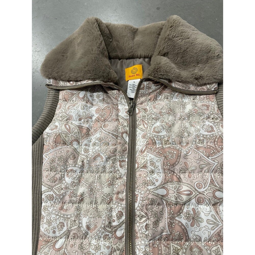 Ruby Rd Puffer Vest Jacket Womens Large Floral Paisley Faux Fur Collar Zip SizeS - Picture 2 of 5